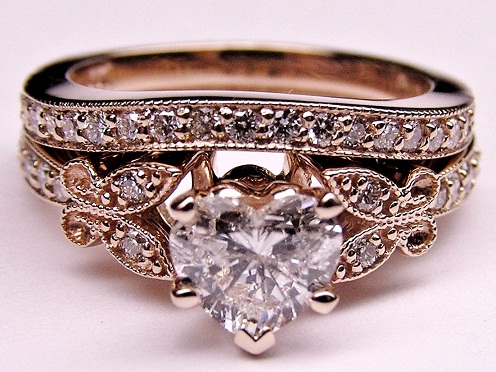 Antico anello di fidanzamento in oro rosa