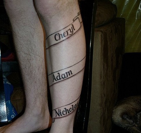 Tattoo Scroll Design per la gamba
