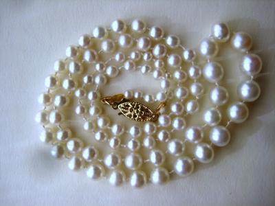 Perle naturali colorate di acqua salata White