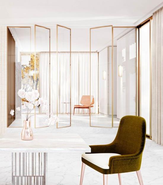 מחיצות חדרים מודרניות עם קירות זכוכית מציבות מבטאים בפנים בשקיפות טובה