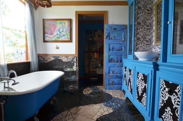 עיצוב מחדש של צבעי הכחול באמבטיה
