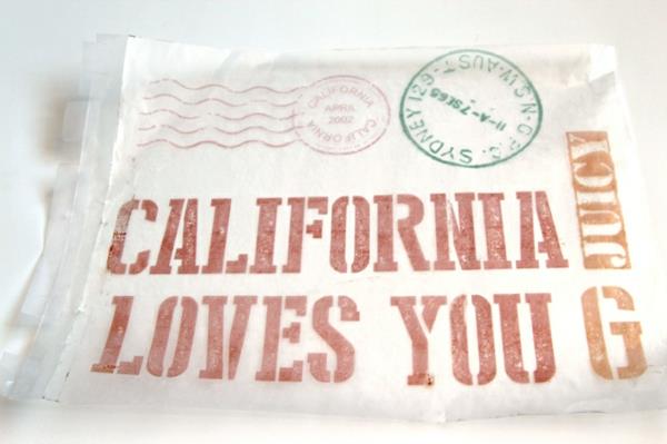 קופסת עץ וקופסת אחסון עשוייה ממשטחי אירו קליפורניה אוהבת אותך