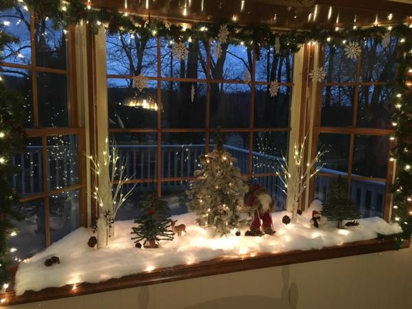עיטורי חלון לחג המולד אדן חלון שלג דקורטיבי של סנטה קלאוס