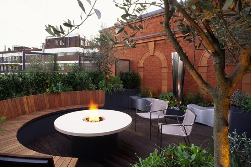 בור אש לבנות שולחן עיצוב גן מודרני עם אח דקורטיבי מובנה
