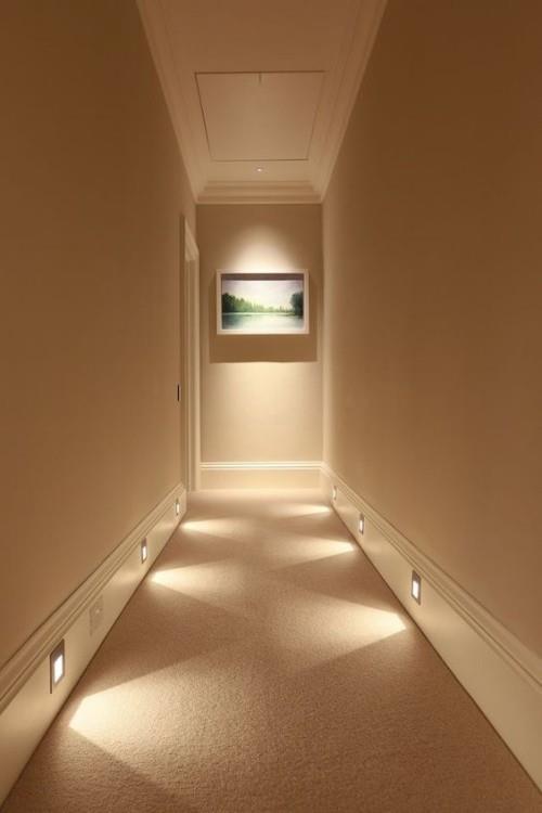 עיצוב המסדרון - רעיון מעניין לתאורת החדר