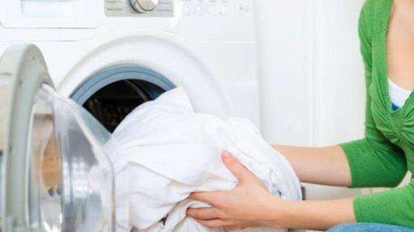 לשטוף וילונות במכונת הכביסה בחר את מחזור הכביסה הנכון