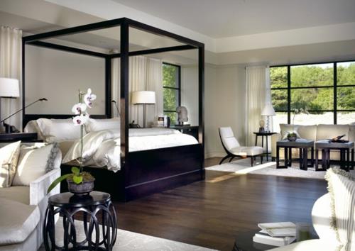 מיטות אפיריון מעץ בחדר השינה, מרובע מלא