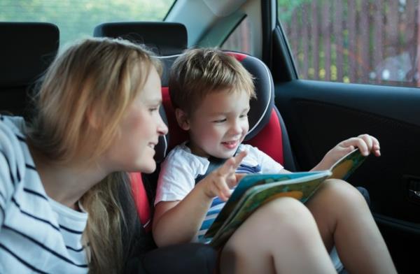 טיול קצר עם ילדים טיפים טיולי רכב עם ילדים קראו ספר