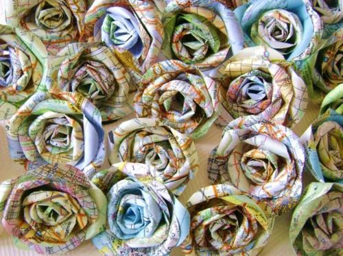 קישוט מסיבת DIY קל עשוי פרחי ורד נייר