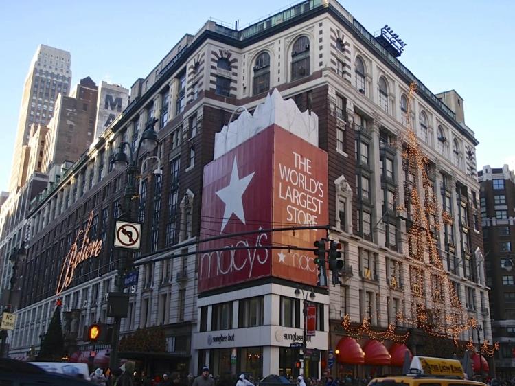 Macy's Building קניות לחג המולד בניו יורק