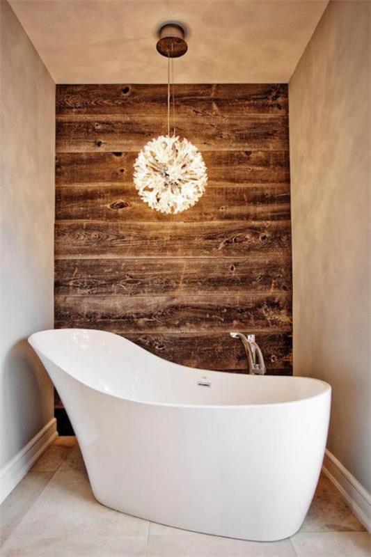 תאורה תואמת בחדר האמבטיה מנורת תלייה עומדת בקיר מעץ
