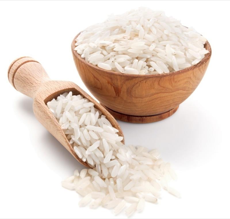 בישול אורז כראוי אורז בסמטי המכין אוכל הודי