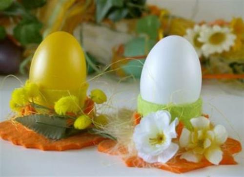 קישוט שולחן לפרחי קליפת ביצה של חג הפסחא לבן צהוב