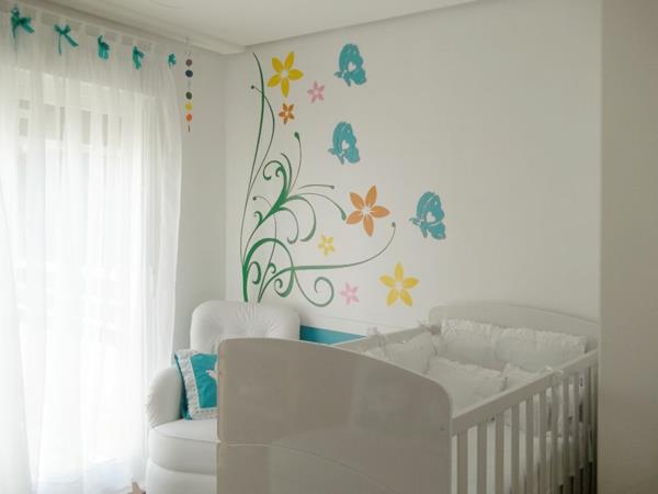 חדר תינוקות בעיצוב מדבקות קיר לחלוטין