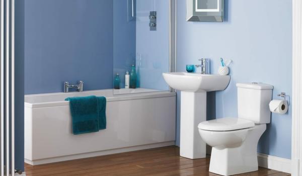 עיצוב חדר אמבטיה רצפת עץ כחולה לבנה