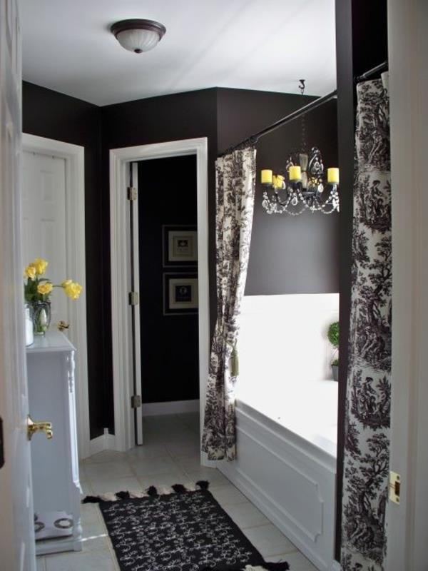 רעיונות לעיצוב חדרי אמבטיה שטיח וילונות בשחור ולבן
