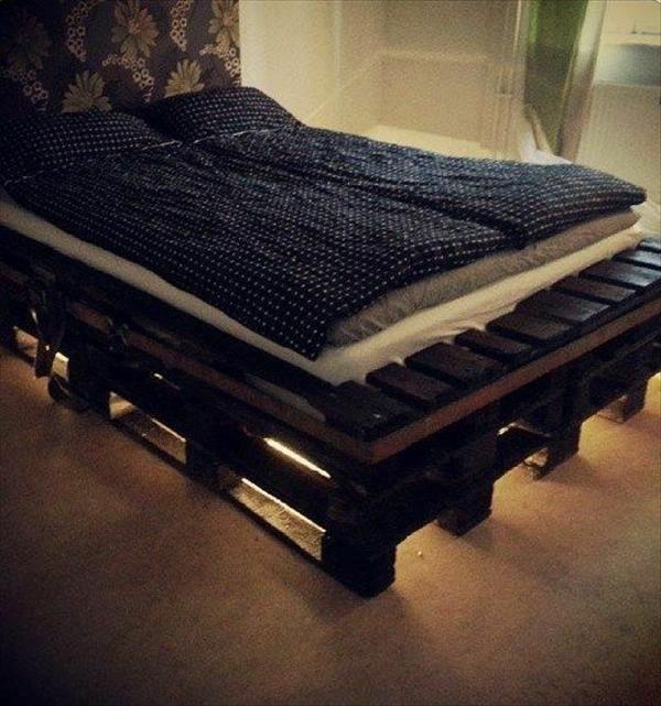 מיטה ממשטחים בונים חדר שינה לריהוט עשה זאת בעצמך