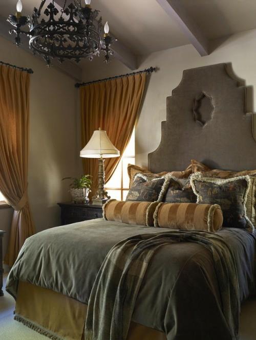 עיצוב מיטה עם ראש קטיפה וילונות קלאסיים בצבע כתום אפור