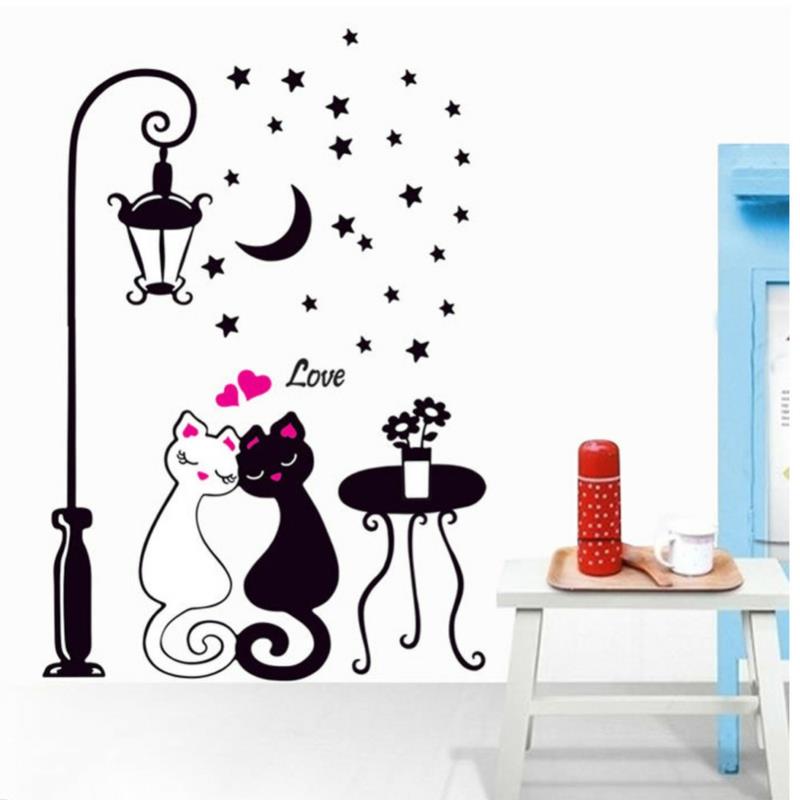 מדבקות קיר מגניבות חתולים מאוהבים בעיצוב קיר שחור ולבן