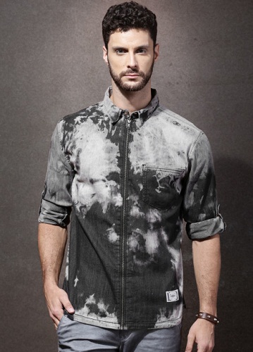 Comprar una camisa vaquera con lavado en gris oscuro