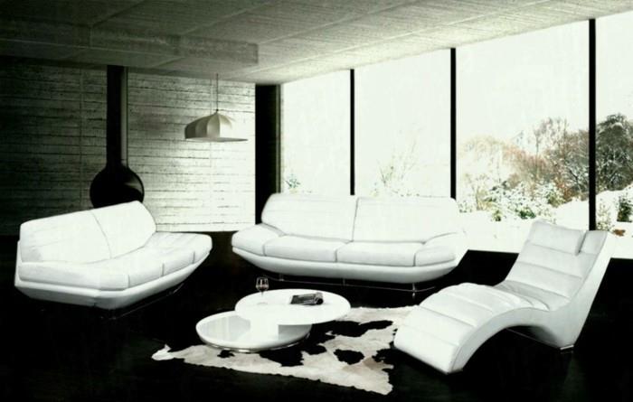 ספה מעוצבת לבנה ושחורה