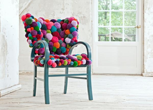 כיסא מעצבים MYK כסא פונפון עיצוב מאת מיירה קלוזה