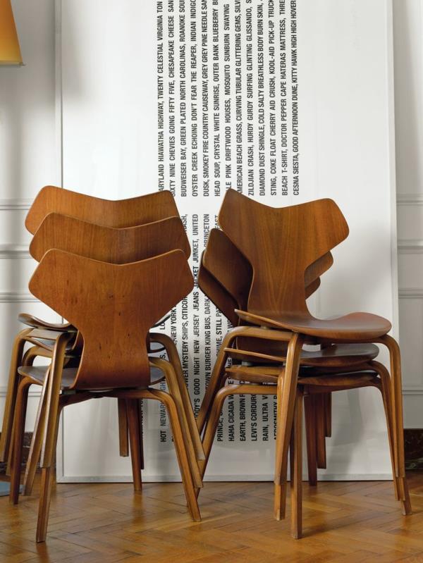 ריהוט עיצוב דני Arne Jacobsen כיסא עץ גרנד פרי