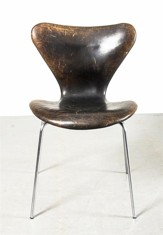 כיסא עיצוב דני Arne Jacobsen