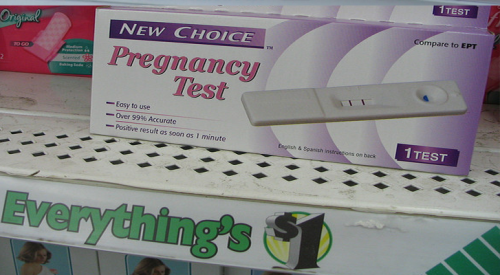 Test di gravidanza del negozio del dollaro