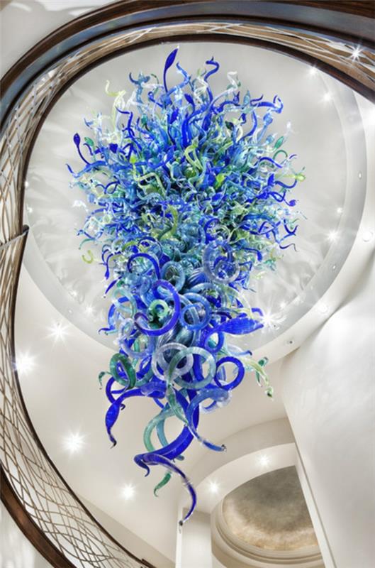 עיטור פנטסטי עשוי זכוכית בכחול קובלט וירוק