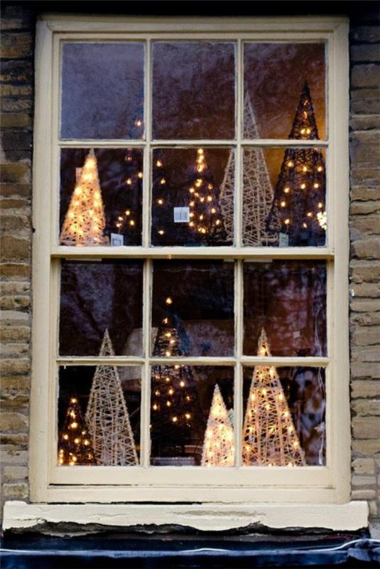 קישוט חלון לאורות חג המולד בצורת חרוט חג המולד