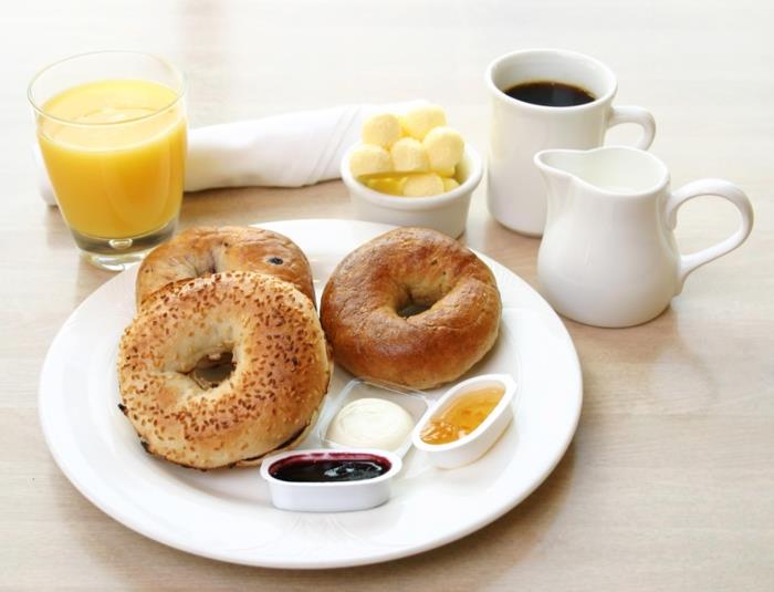 עצות לאכילה בריאה ארוחת בוקר מגוונת