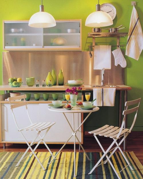 קירות ירוקים אלמנטים קישוט כלי אוכל כיסאות שולחן מתקפלים פשוטים