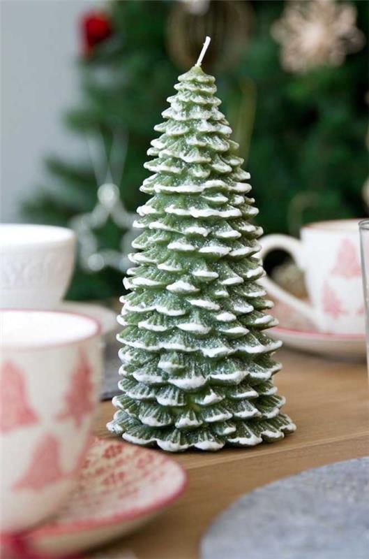 עץ גדול - רעיונות לקישוט נרות חג המולד