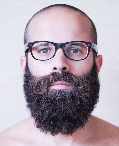 peinado de hombre con barba
