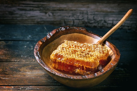 Olio di ricino con miele per la pelle