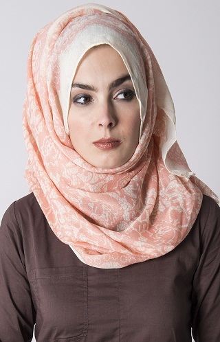 Hijab para rostro de forma ovalada