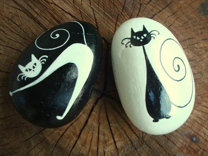 חתולים אבנים שחורות ולבנות ציור רעיונות