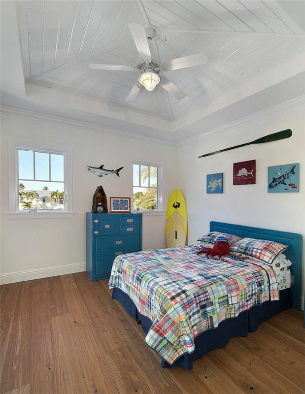 עיצוב חדרי ילדים בסגנון טרופי בסגנון טרופי כחול לבן