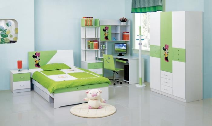 עיצוב רהיטי חדר ילדים צבע קיר ירוק וילונות קצרים