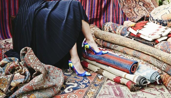 אוסף יצרני הנעליים מנאלו בלהניק