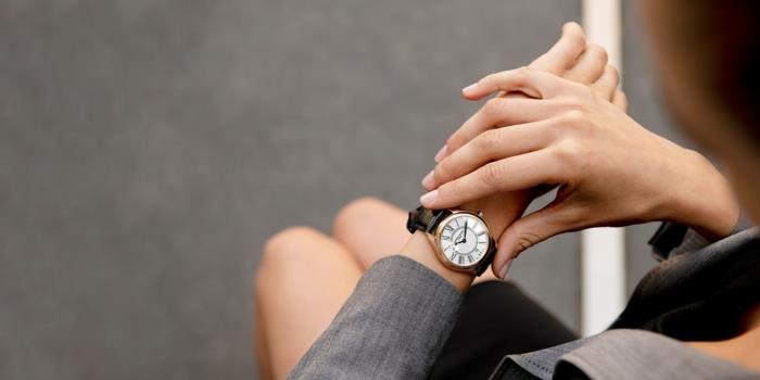 שעוני יוקרה קונים אישה מודרנית