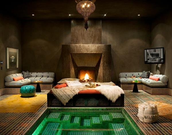 אמבט בית מרוקאי עם אריחים ירוקים ברקת