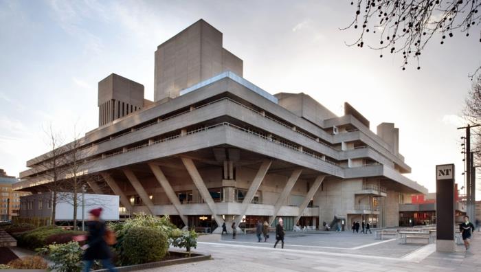 בניין בית מאסיבי לונדון התיאטרון הלאומי הברוטאליזם הלאומי אדריכלות מודרנית