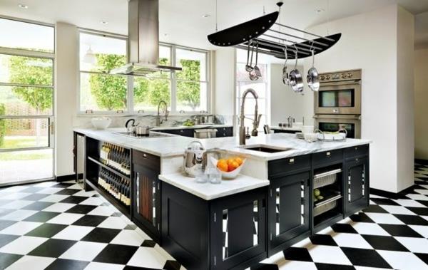 רעיונות לעיצוב מטבח מודולרי מטבח רצפת שחמט שחורה