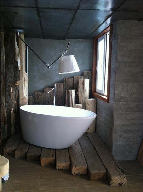 חדר אמבטיה מודרני במראה כפרי בצבע קיר אפור