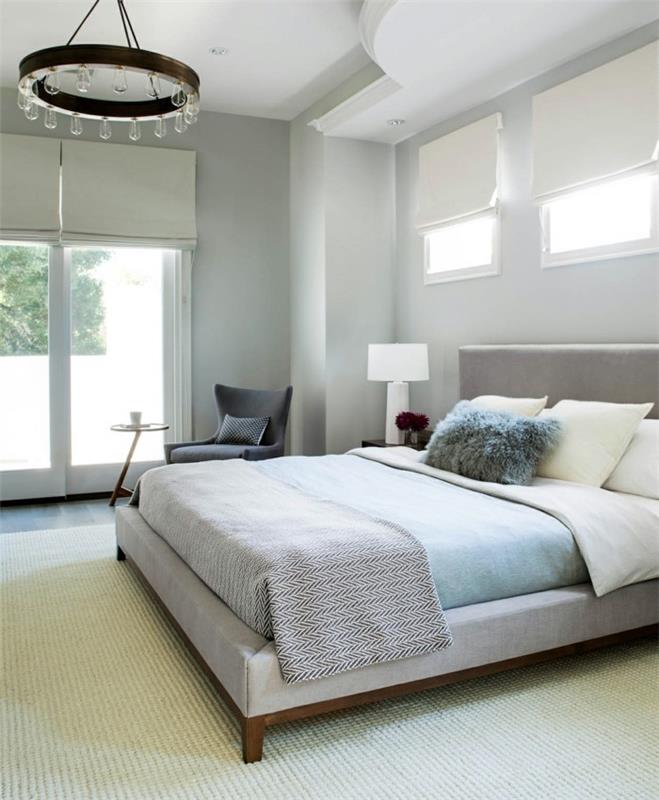 חדר שינה מודרני בצבעים בהירים משלבים שטיחים