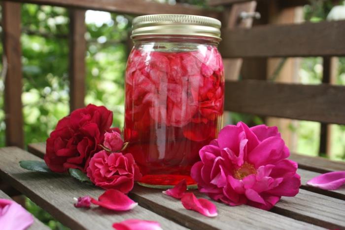 קוסמטיקה טבעית rosenwasser DM כוס ורדים כוס מים