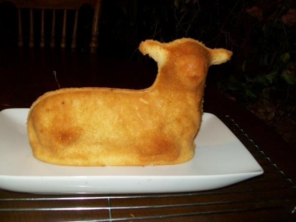 עוגת מתכון לכבש חג הפסחא אפויה