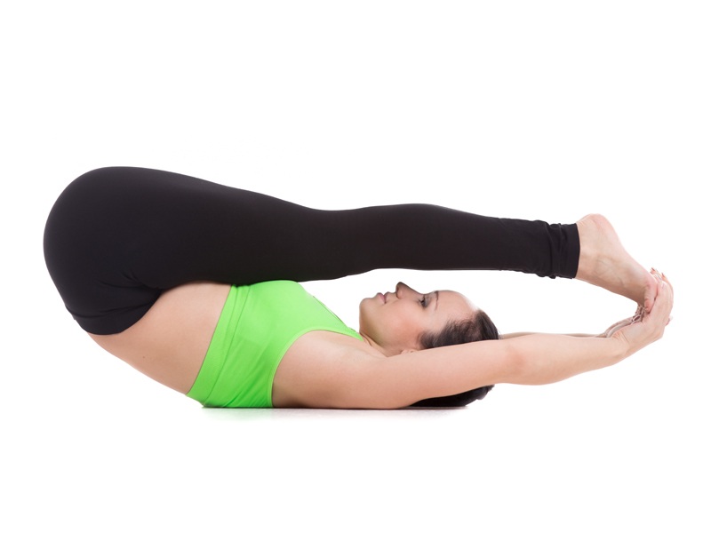 Paschimottanasana Yoga (piegamento in avanti da seduti) Come fare & Benefici